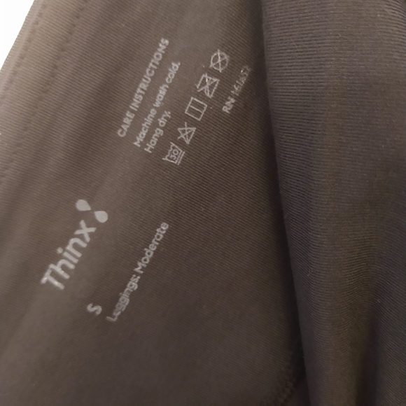 Thinx Black Period Leggings. NWT. Size Small - Picture 3 of 4